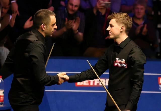 南美篮球锦标赛精彩继续，新星崭露头角