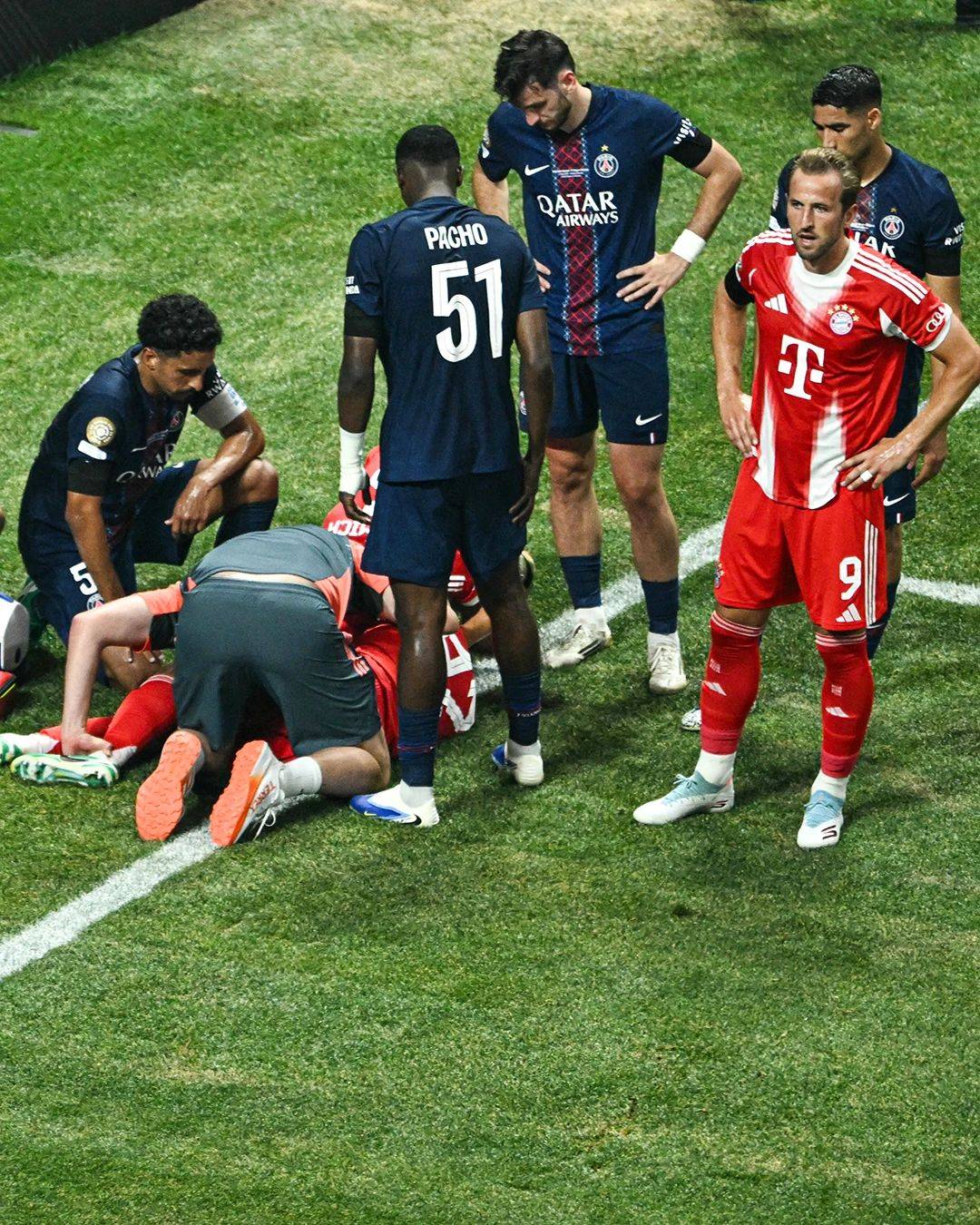 比利时队主力前锋因伤病险些退出接下来的比赛 比利时队主力前锋因伤病险些退出接下来的比赛