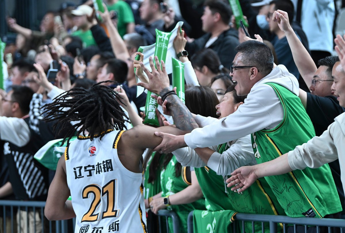 太阳新援表现不俗,成为关键球员 太阳新援表现不俗,成为关键球员