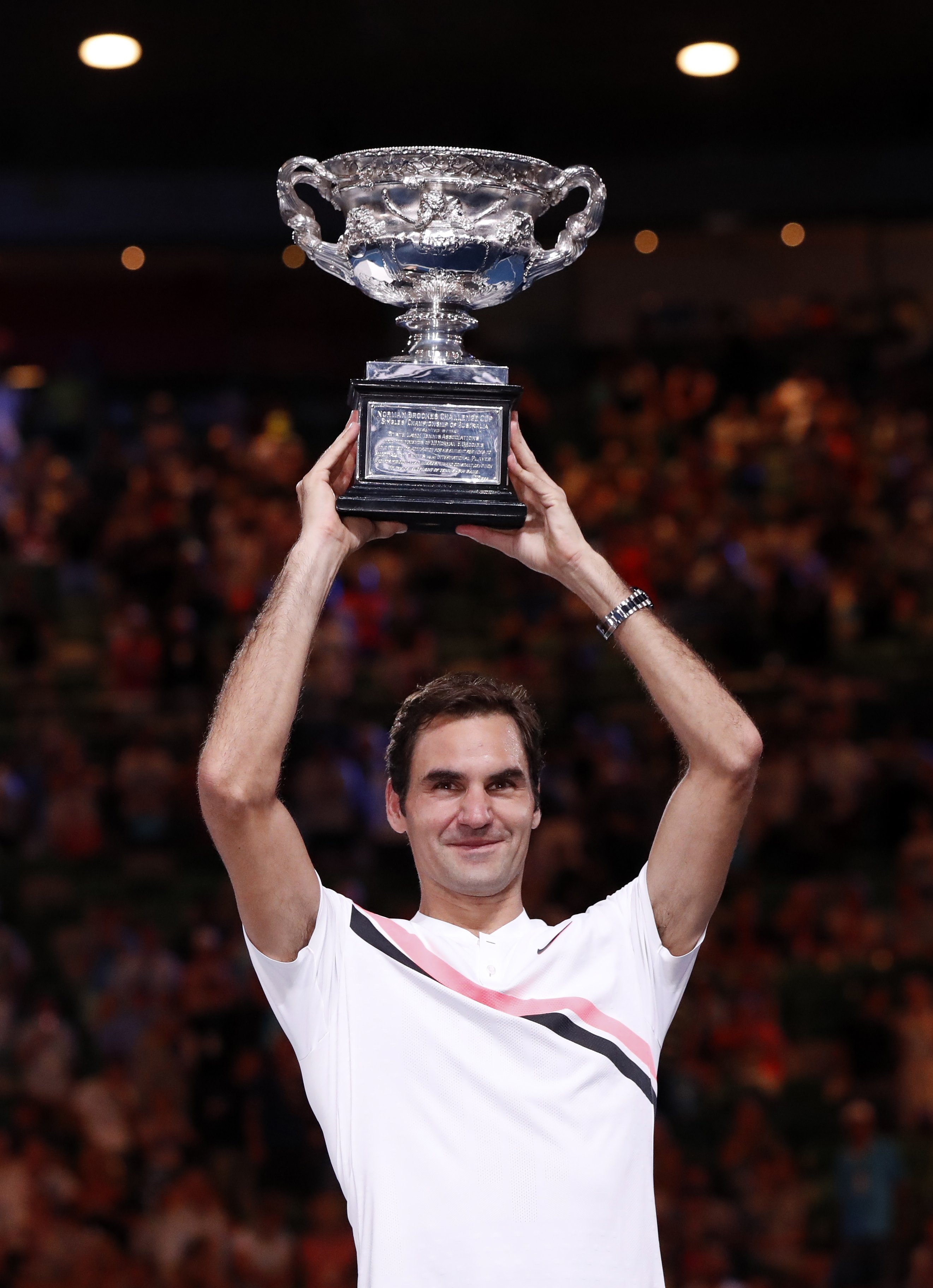 澳大利亚网球队完胜世界网球队,费德勒高光表现 澳大利亚网球队完胜世界网球队,费德勒高光表现